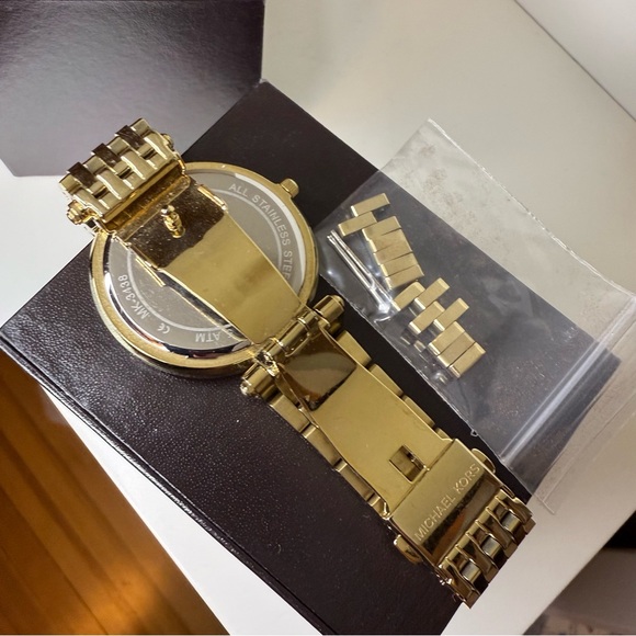 Michael Kors Darci watch - Picture 3 of 3